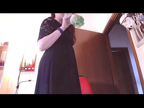 ❤️ Un esclau sotmès a qui li encanten les calces brutes i delicioses es veu obligat a masturbar-se després de veure aquest vídeo! ☑ Súper porno al ca.makesexnotwar.ru ﹏
