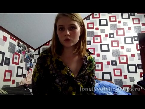 ❤️ A una jove estudiant rossa de Rússia li agraden les polles més grans. ☑ Súper porno al ca.makesexnotwar.ru ﹏